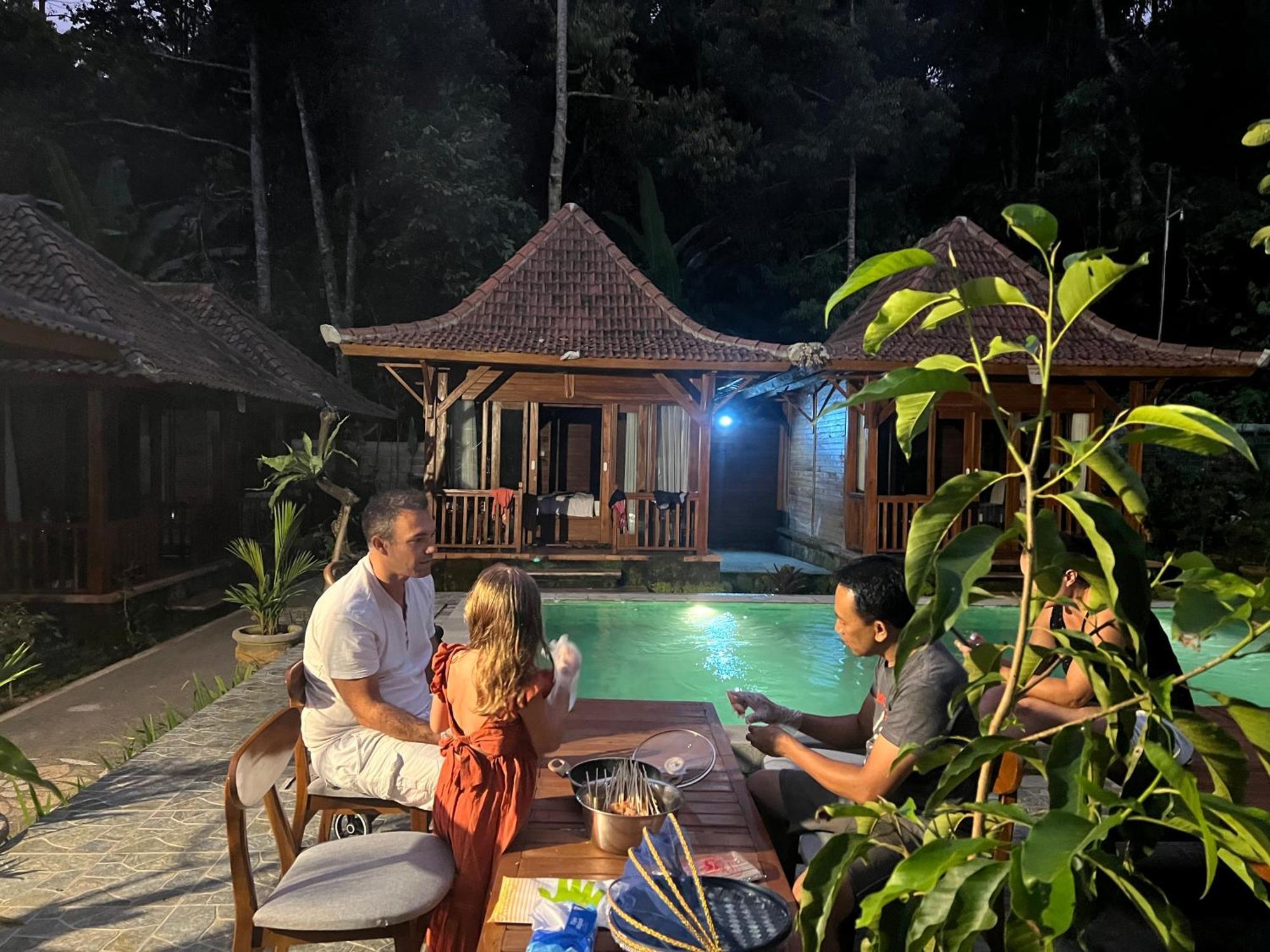 Pondok Manca Undisan Kültér fotó